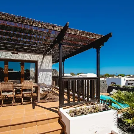 Cavendish With Sea Views And Heatable Pool Close To Flamingo Villa Playa Blanca (Lanzarote)