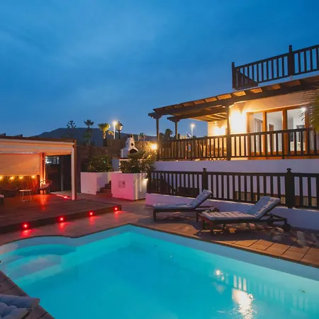 Cavendish With Sea Views And Heatable Pool Close To Flamingo Villa