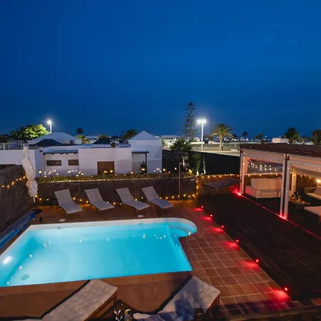 Cavendish With Sea Views And Heatable Pool Close To Flamingo Villa *