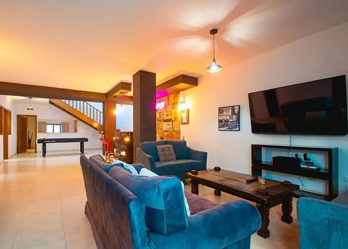 Cavendish With Sea Views And Heatable Pool Close To Flamingo Playa Blanca